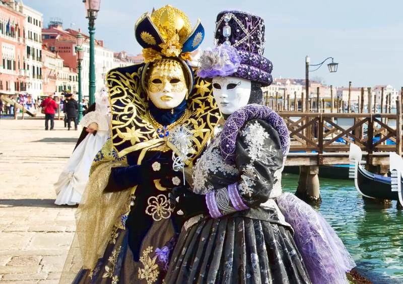 Şehri Maskeli Baloya çeviren Venedik Karnavalı başlıyor