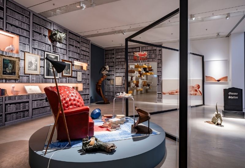 Arter’den ilk özel koleksiyon sergisi “Farz Et Ki Sen Yoksun”