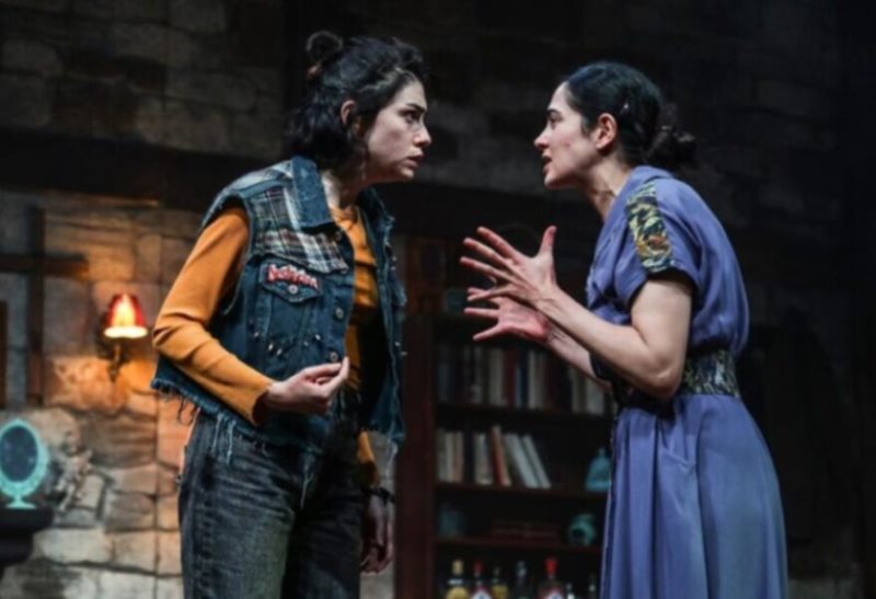 “Timsah Ateşi” AKM’de