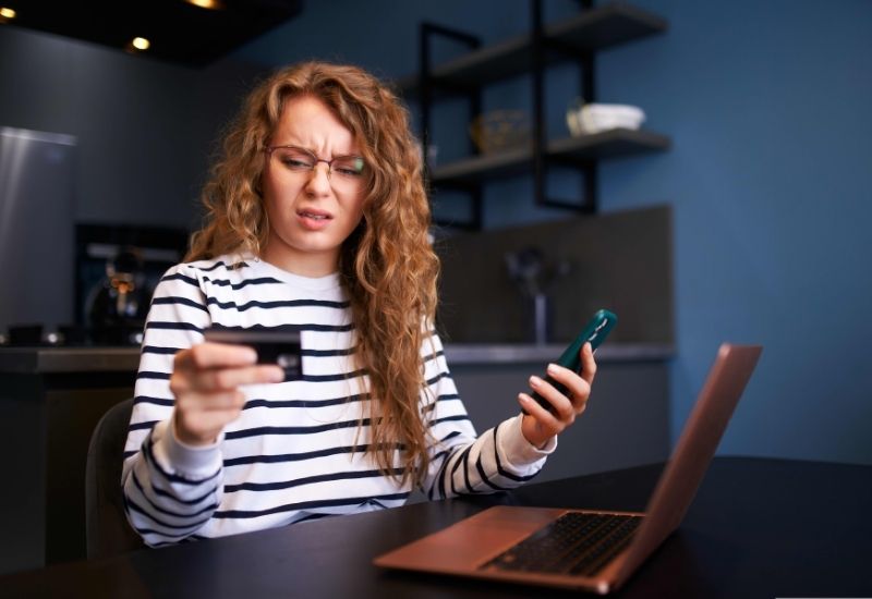 Sevgili adayınız bir dolandırıcı olabilir mi?