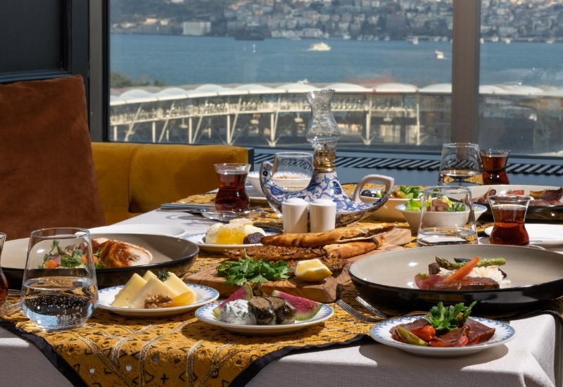 Atölye, Ramazan menüsü ile geleneksel lezzetlere yolculuğa çıkarıyor