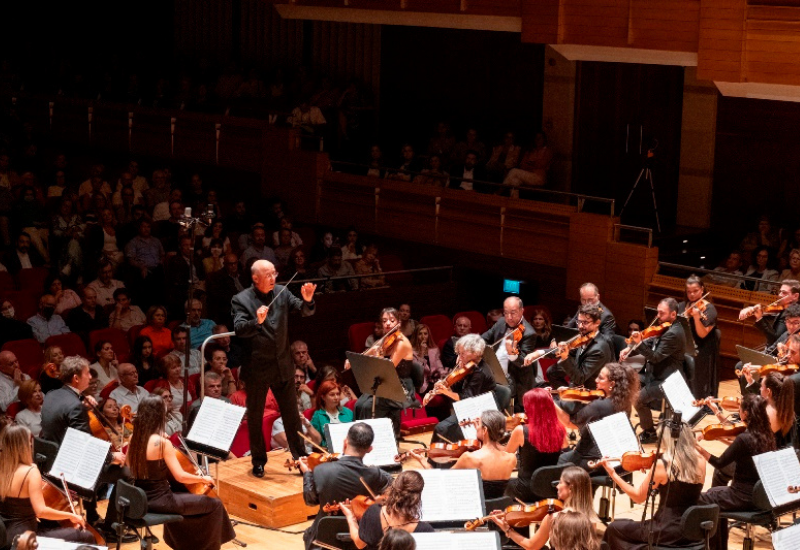 Olten Filarmoni Orkestrası Amsterdam yolcusu