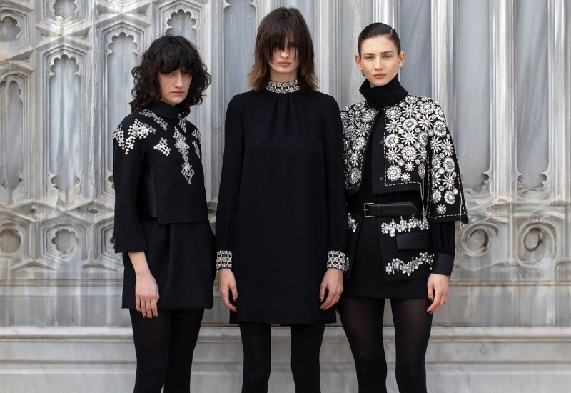 Dice Kayek yeni koleksiyonunu Paris Moda Haftası’nda
