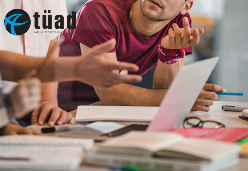 Araştırmacılar toplumu objektif şekilde içgörü ile donatmalıdır