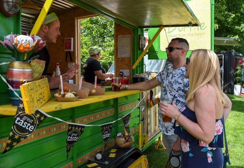 Birleşik Krallık'ın en görkemli evinden yemek kokuları yükseliyor