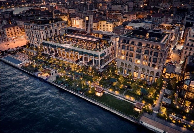 İstanbul’un gözdesi Gallada yenilendi