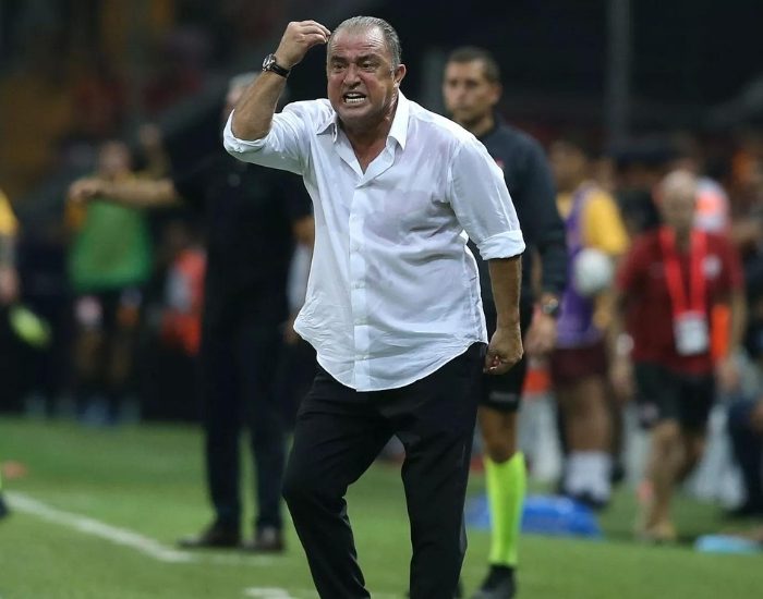 Yunanlardan Fatih Terim'e büyük tepki: 'Teknik direktör taklidi yapıyor'