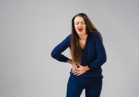 Kasık bölgenizdeki şişkinliğin sebebi fıtık olabilir