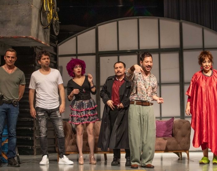 Son bilinmeyen oyun “Şen Makas” 30. Yıla doğru ilerliyor