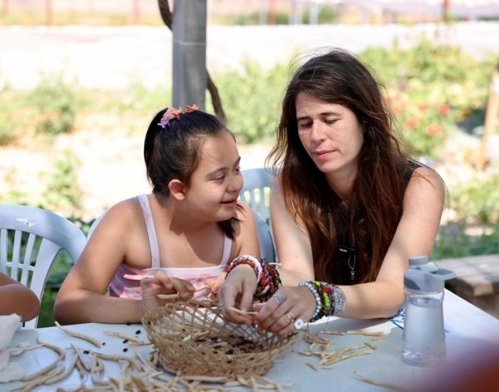 Denizli gençler ile tohum ekti