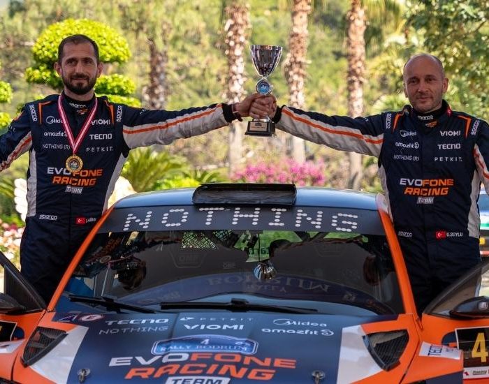 Ralli pilotu Uğur Soylu dünya üçüncüsü oldu