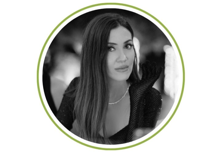 “Romanza yalnızca bir albüm değil, insanların hayatlarına karışan bir dua gibi…”