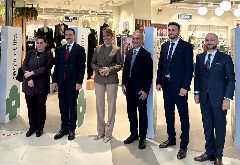 Koton, Macaristan'da ilk mağazasını açtı