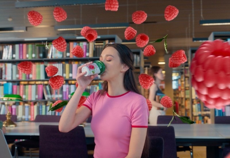 Activia’dan çiçek gibi reklam