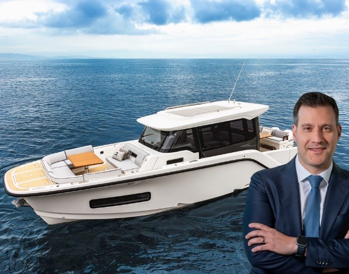 Dünya Aiata ile tanıştı