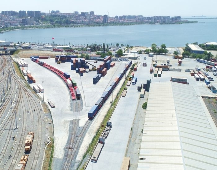 Ford Otosan, Romanya’dan araçları demiryolu ile taşıyacak