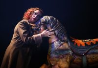 “Cehennem” tiyatro sahnesinde