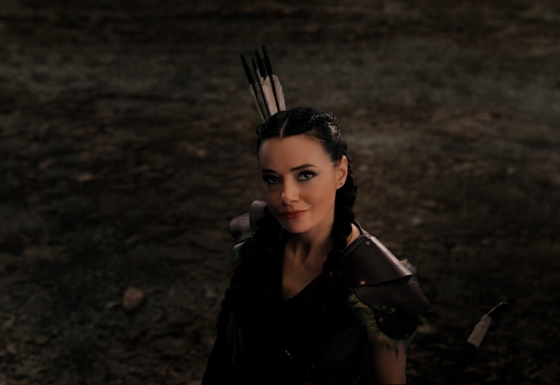 Özgül Namal yeni reklam filminde süper kahraman