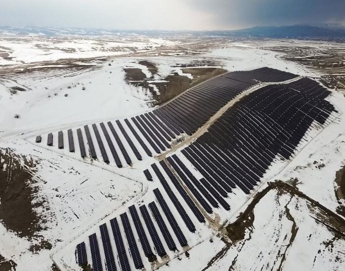 BİM enerjisini güneşten almaya devam ediyor