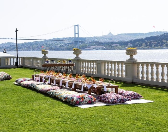 Çırağan Sarayı’nda piknik zamanı