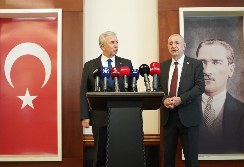 Ümit Özdağ'dan Mansur Yavaş'a teşekkür ziyareti