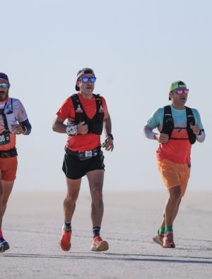 Tuz Gölü koşusu renkli görüntülerle sona erdi