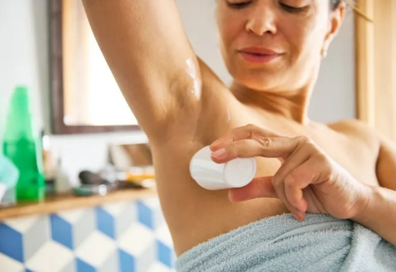 Deodorantınız faydadan çok zarar mı veriyor?