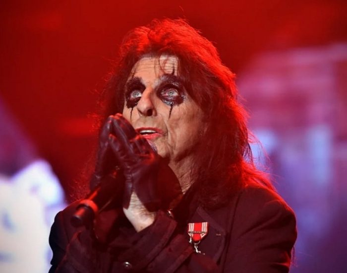 Alice Cooper’dan İstanbul’a veda gibi konser