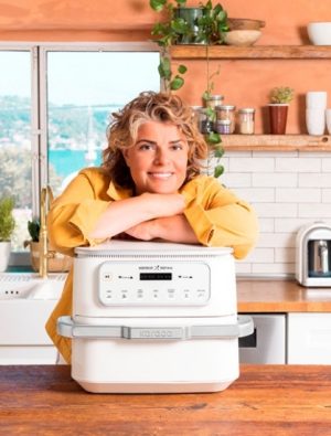 Karaca ve Refika Birgül’den “Bol Bol” Reklam Filmi