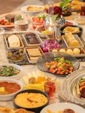 Ramazan Sofralarında Address Istanbul Zarafeti